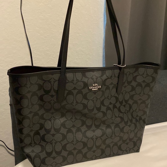 Coach signature leather tote